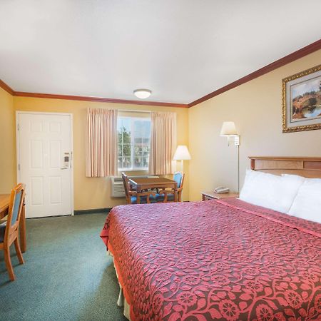 Days Inn By Wyndham King City Extérieur photo