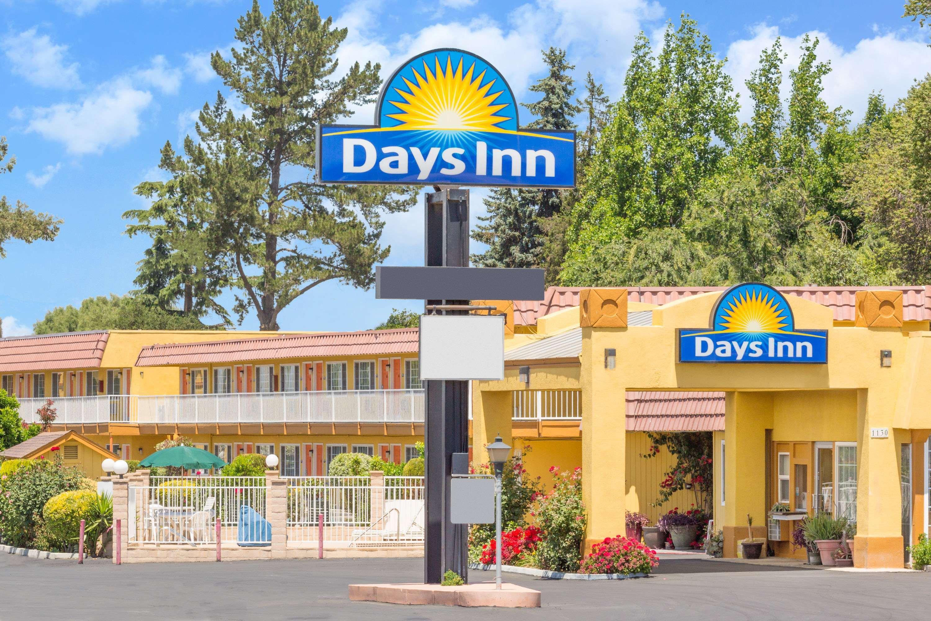 Days Inn By Wyndham King City Extérieur photo