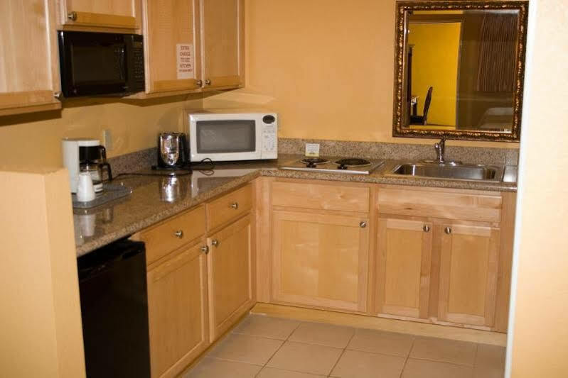 Days Inn By Wyndham King City Extérieur photo